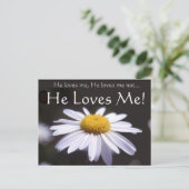 Daisy op zwarte achtergrond briefkaart (Staand voorkant)