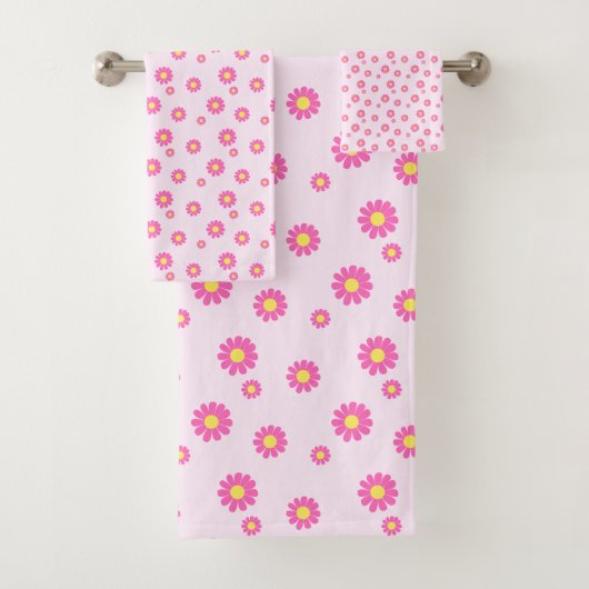 Daisy Pink Bad Handdoek (Insitu)
