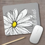 Daisy tendance avec gris et jaune<br><div class="desc">Un morceau d'art zen et fantaisiste,  hipster. Vous pouvez ajouter un nom,  un monogramme ou un autre texte personnalisé. Si vous avez besoin de déplacer l'art autour,  cliquez sur le bouton personnaliser pour apporter des modifications.</div>