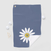Daisy with Initial Blue Golfhanddoek (Insitu)