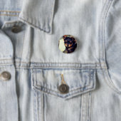 Daisy Yorke Pup, Small, 1¼-inch Button rondom (In situ)