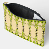 Dakota ~ Friend, Ally Etui (Open)