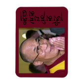 Dalai Lama Praying with Om Mani Padme Hum Mantra Magneet (Verticaal)