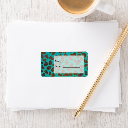 Dalmatian Brown en Blauwgroen met Monogram Etiket (Insitu)