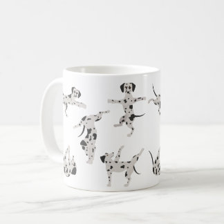 Dalmatische hond doet yoga koffiemok
