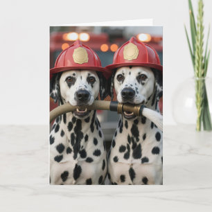 Dalmatische honden die op verjaardag een brandweer kaart