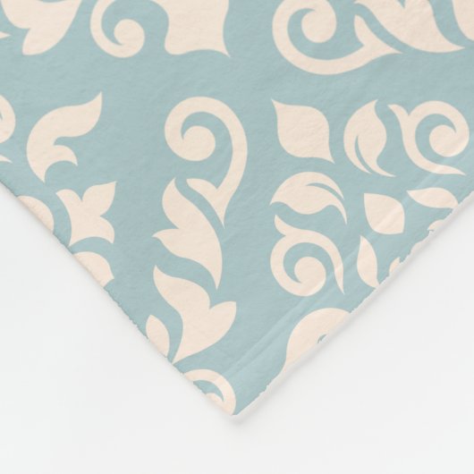 Damask Baroque Part Pattern Cream on Blue Fleece Deken (Hoek)
