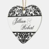 Damask Keepomwille Ornament (Links)