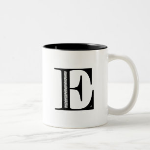 Damask Letter E - Black Tweekleurige Koffiemok