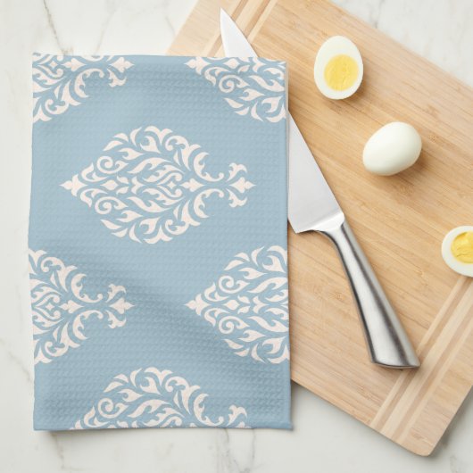 Damask Ornamental Pattern Cream on Blue Theedoek (Quarter Fold)