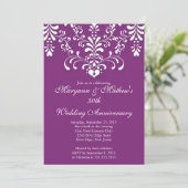 Damask Paarse Wedding Jubileum Uitnodiging (Staand voorkant)