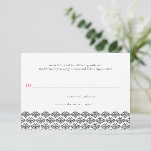 Damask Simplicity Black Rose Mariage Réponse (Debout devant)