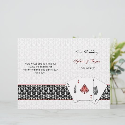 damask Vegas red folded Wedding Programme (Staand voorkant)