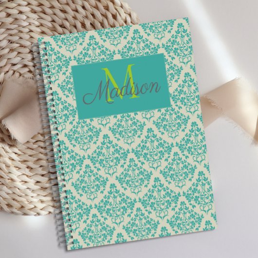 Damassé de crème verte, monogramme tendance girly 
