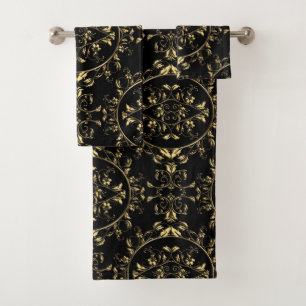 Damassé florale d'or sur l'ensemble noir de