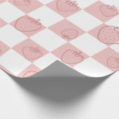 dambordpatroon met schattige aardbeien cadeaupapier (Hoek)