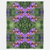 Dame Butterfly, gebilderd op Abstract rooster Fleece Deken (Voorkant)