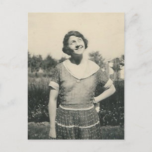 dame met grappig briefkaart