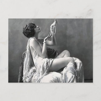 Dame met Pearls Briefkaart