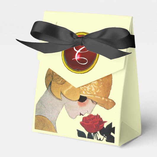DAME MET RODE ROOS RUBY EDELSTEEN MONOGRAM, Crème Bedankdoosjes (Voorkant Zijde)