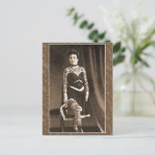 Dame tatouée sur cartes, cartes postales (Debout devant)