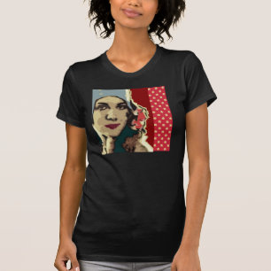 Dame uit de jaren 20 in een blauwe hoed Pop Art T-shirt