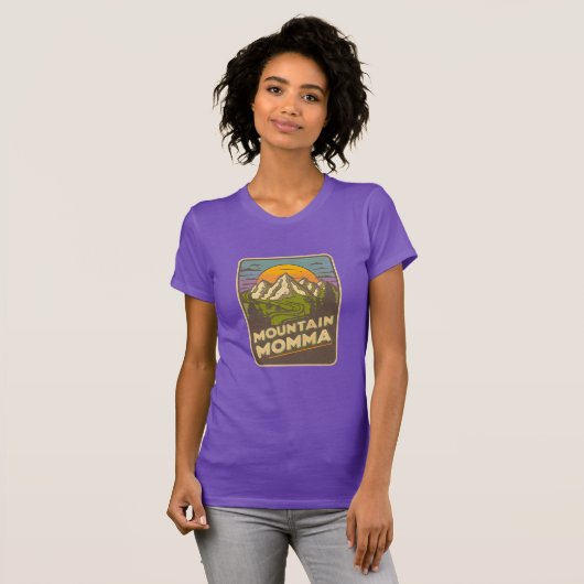 Dames  Mountain Momma Graphic T-shirt (Voorkant volledig)