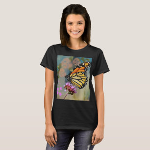 Dames T-shirt met kleurrijk vlinderontwerp –