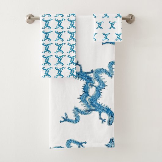 Dance Chinese Blue Dragon CC Serviette de bain (En situation)