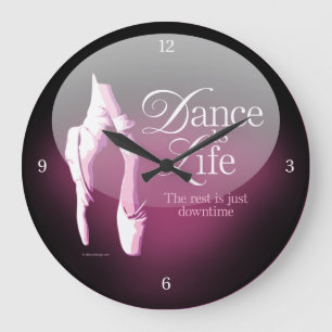 Dance is life grote klok