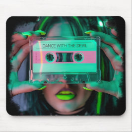 Dance with the Devil Muismat