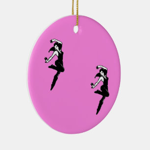 Dancer silhouette op roze keramisch ornament