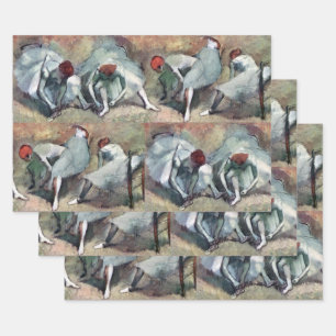 Dancers die hun schoenen uittrekken van Edgar Dega Inpakpapier Vel