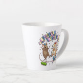 Dancing Mice Party Time Banner Confetti & Ballonne Latte Mok (Rechterhoek)