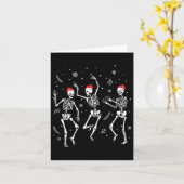 Dancing Skeleton Christmas 2025 Spooky Funny Chris Kaart (Gele Bloem)