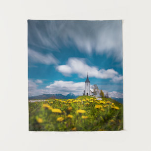 Dandelion bloemen in de primus Jamnik Sl. Wandkleed