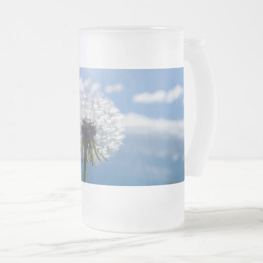 Dandelion Dans La Mug De Bière En Verre Lu (Devant droit)