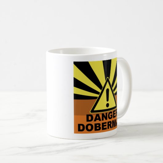 Danger Doberman Coffee Mok (met naam) (Voorkant rechts)