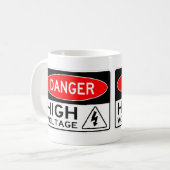 Danger très amusant Signe haute tension Coffee Mug (Devant gauche)