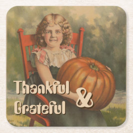 Dankbaar en dankbaar |  meisje met pompoen vierkante kartonnen onderzetter