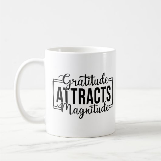 Dankbaarheid trekt Magnitude Custom Coffee Mok aan (Links)