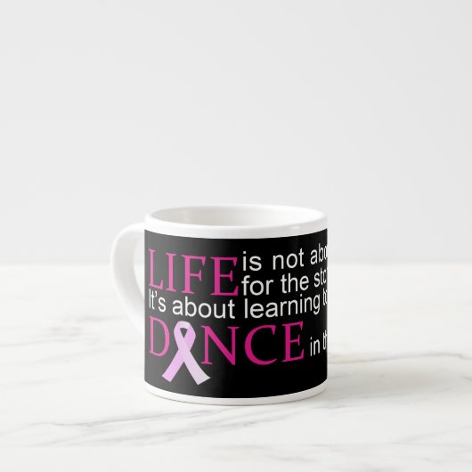 Dans in de Rain Breast Cancer Awareness Mok (Voorkant links)