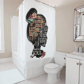 Dans la bibliothèque elle va le rideau de douche