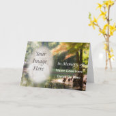 Dans la carte de notification Memoriam (Fleur jaune)