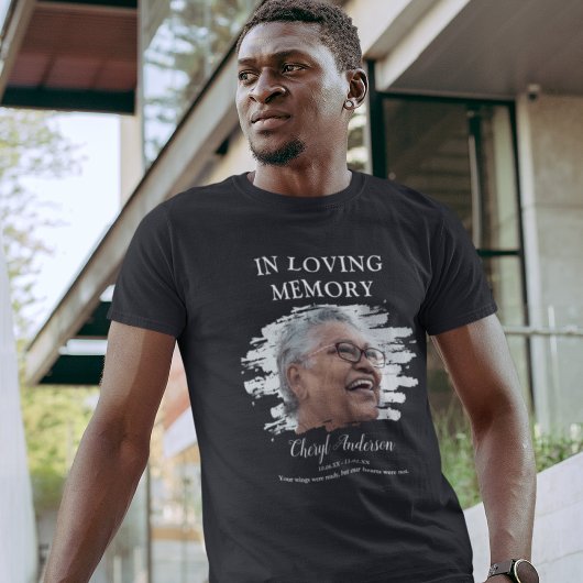 Dans la mémoire aimante | Photo Mémorial T-Shirt