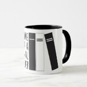 Dans l'amour avec une tasse de café de caractère (Devant droit)