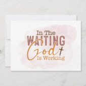 Dans l'attente, Dieu travaille la carte de citatio (Devant)