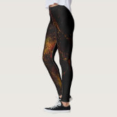 Dans le Leggings foncé (Gauche)