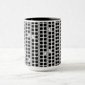 Dans les bois, la Mug noire des Feuilles (Centre)