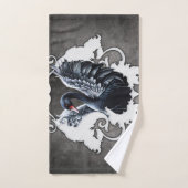 Dans l'ombre de l'élégance : Un cygne noir. (Serviette à main)